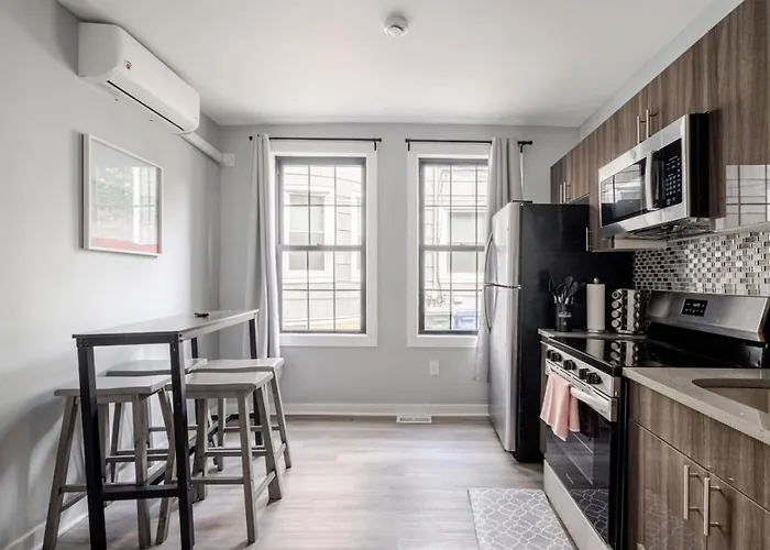 Modern 2 Bed In Blackrock