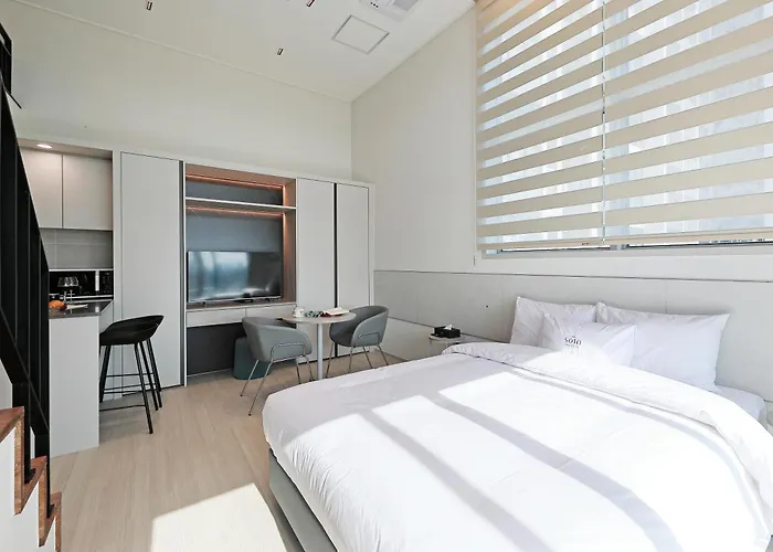 Sota Suite Pyeongtaek Godeok Branch