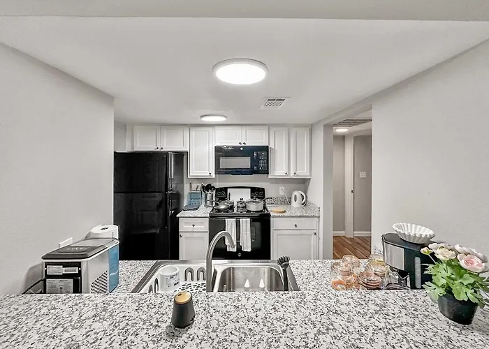 Comfy 1Br 1Ba Retreat Near Dallas North Tollway
