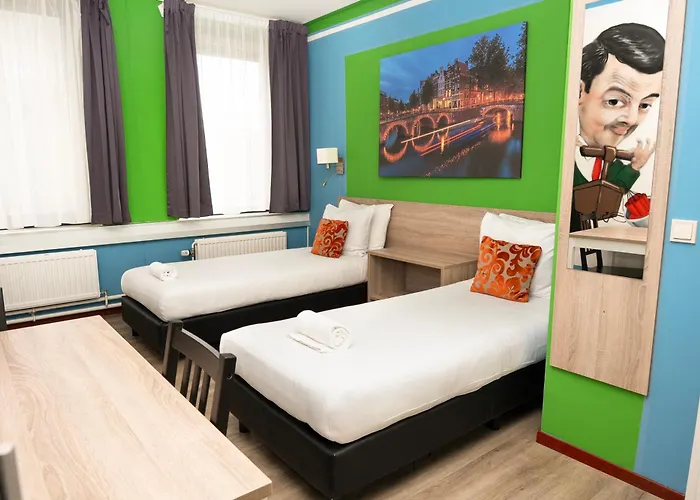 Amsterdam Teleport Hotel - Free Parking