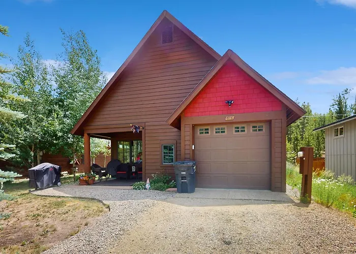 Cozy Cabin Retreat
