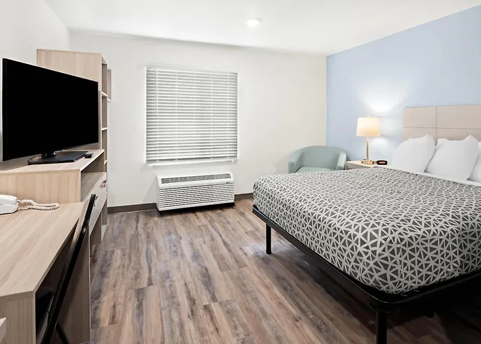 Woodspring Suites Billings