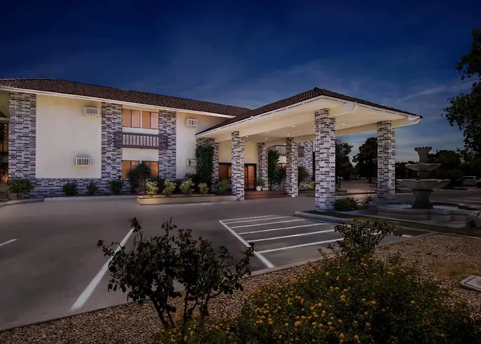 Hometowne Studios By Red Roof Ridgecrest