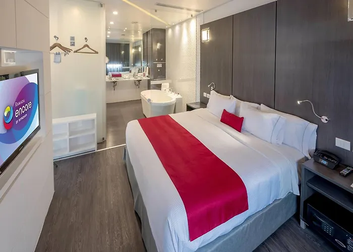 Ramada Encore By Wyndham Guadalajara Sur
