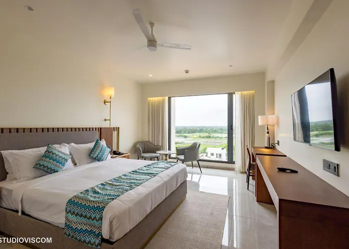 Hotel Veritas Grand