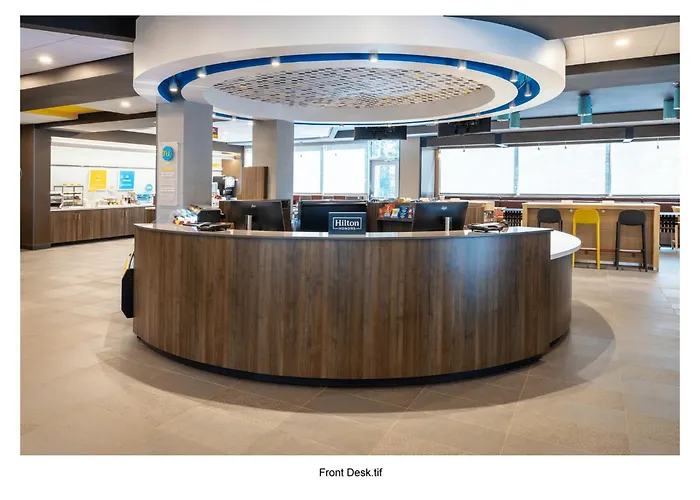 Tru By Hilton Commerce