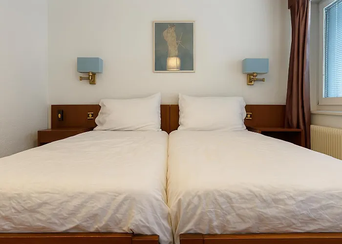 Hotel De La Poste Martigny - City Center