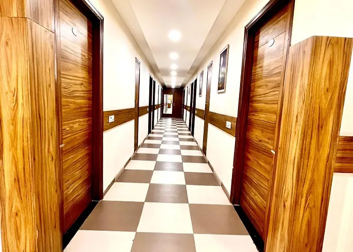 Hotel Woodlark Zirakpur II A Peaceful Stay I Travelers Choice I Best For Family And Group