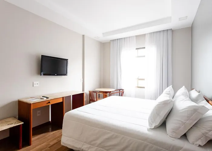 Hotel Carlton Plaza
