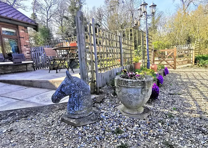 Meadow Farm Cottage