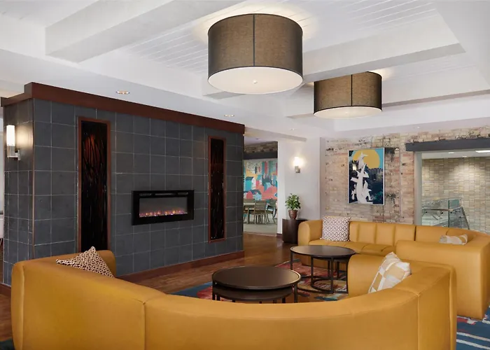Homewood Suites By Hilton Grand Rapids Downtown