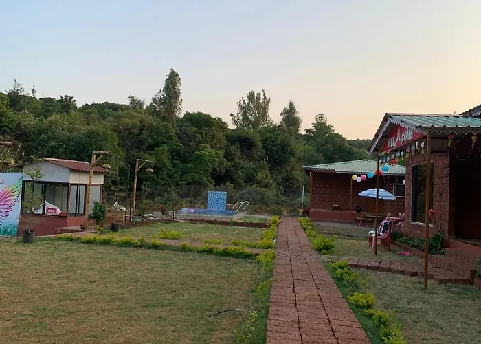 Green Heaven River Side Resort And Villa
