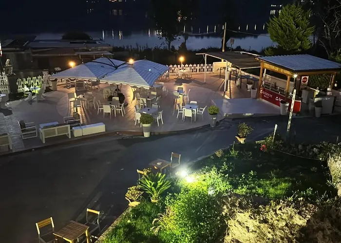 Avernum Relais Hotel e Ristorante