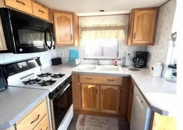 Rogue River Landing Resort Cabins
