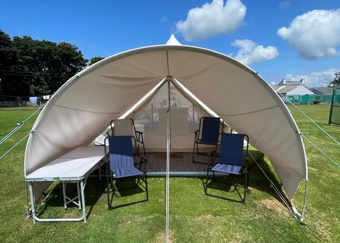Cox Hill Glamping Badger