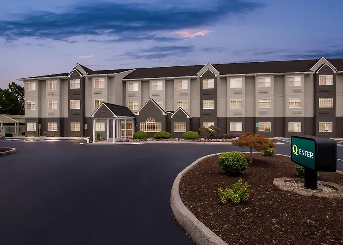 Quality Inn & Suites Bristol North