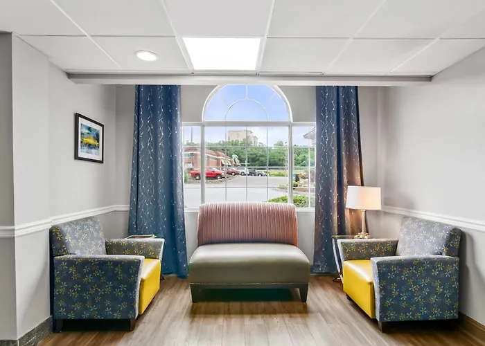 Quality Inn & Suites Bristol North
