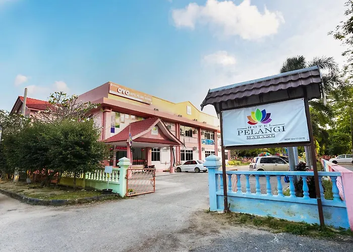 Hotel O Pelangi Marang