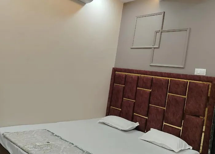 Hotel Shree Gajanand Palace