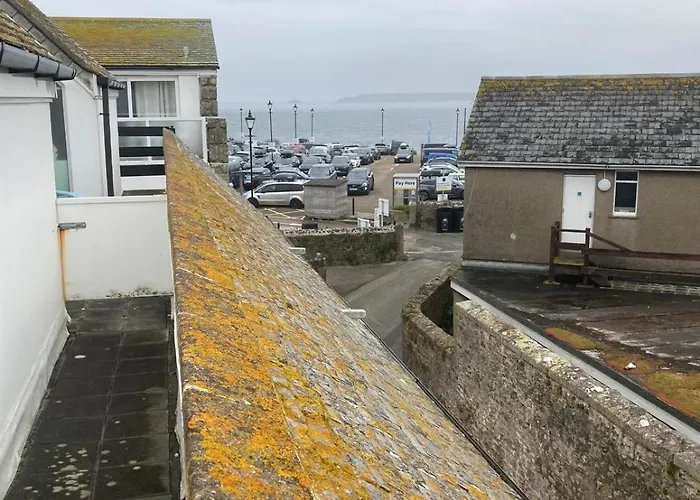 45 St Nicholas Court