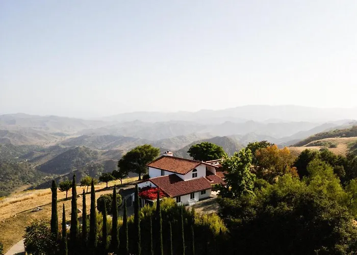 Oja Mountain Ridge