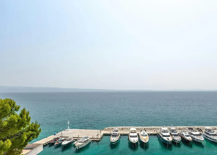 Le Meridien Lav Split