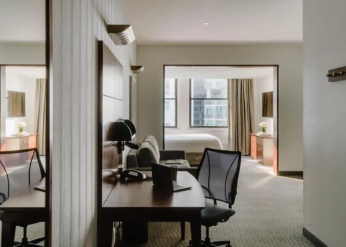 River Hotel