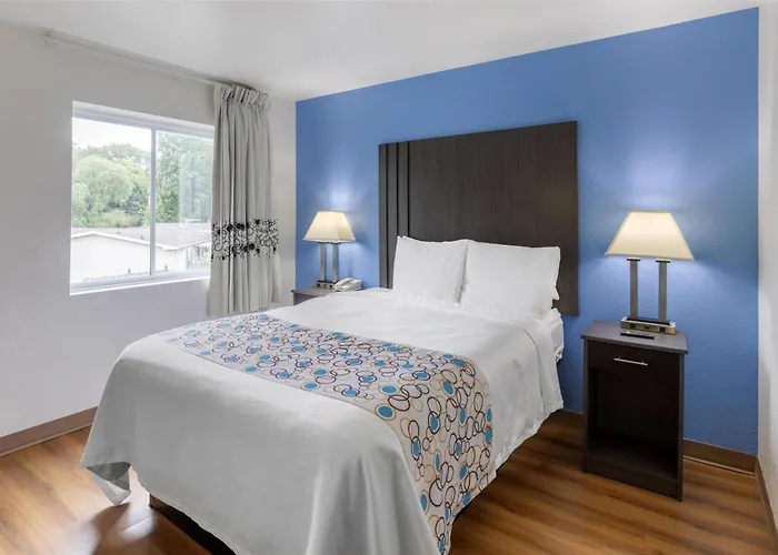 Surestay Plus Hotel By Best Western Niagara Falls East