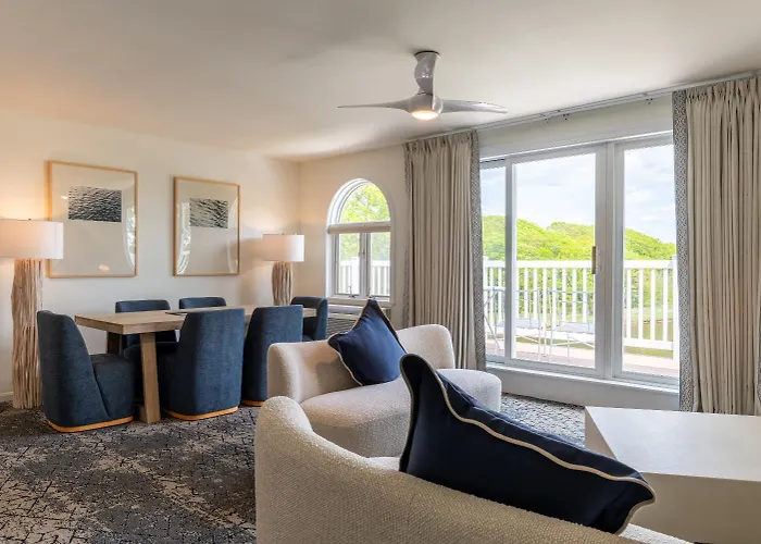 Ogunquit River Inn & Suites