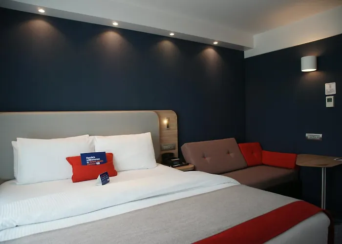 Holiday Inn Express Zuerich Airport By Ihg
