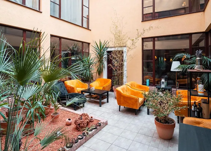 Hotel Tihany Atrium