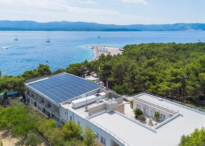 Zlatni Rat Beach Resort