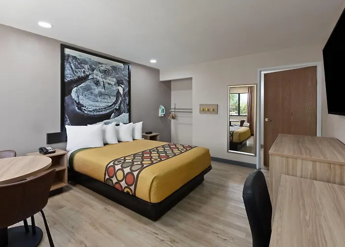 Super 8 By Wyndham Tucson/Grant Road Area Az
