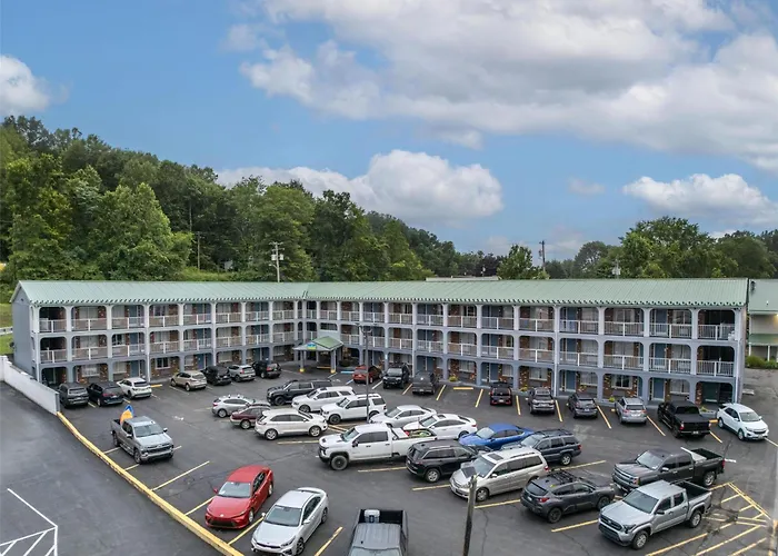 Surestay Hotel By Best Western Summersville