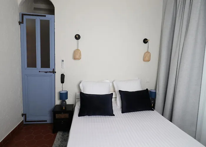 La Villa Roseraie , Hotel Familial Ouvert Toute L'Annee