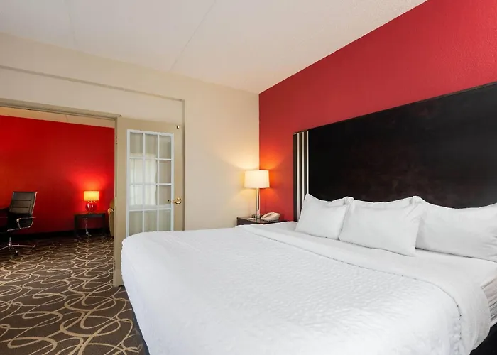 La Quinta Inn & Suites - New River Gorge National Park