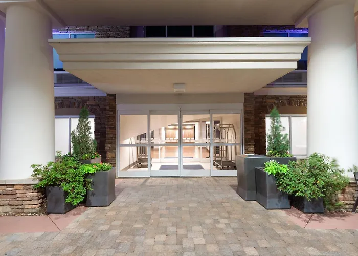Holiday Inn Express Hotel & Suites Huntsville West - Research Park By Ihg