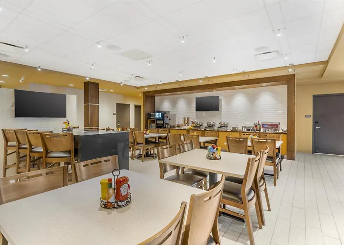 Best Western Plus Franciscan Square Inn & Suites Steubenville