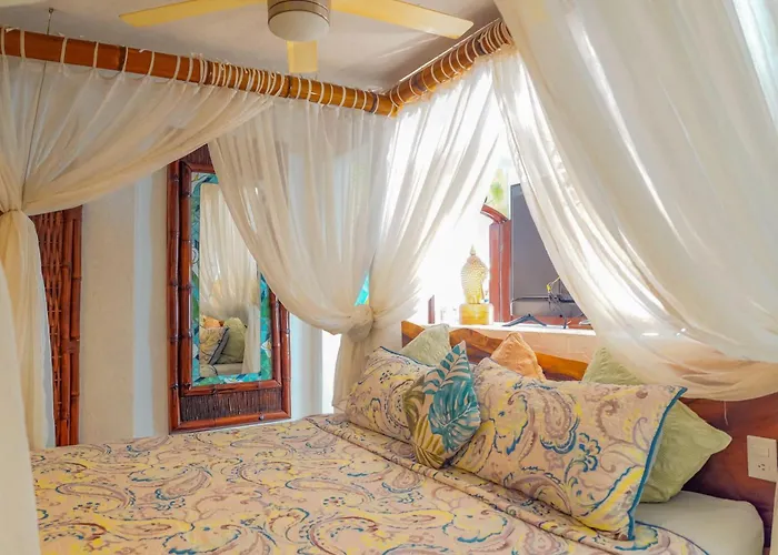 Monyoli Hotel & Boutique