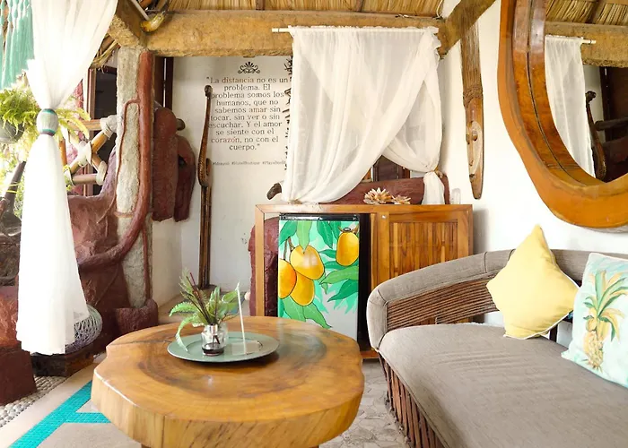 Monyoli Hotel & Boutique