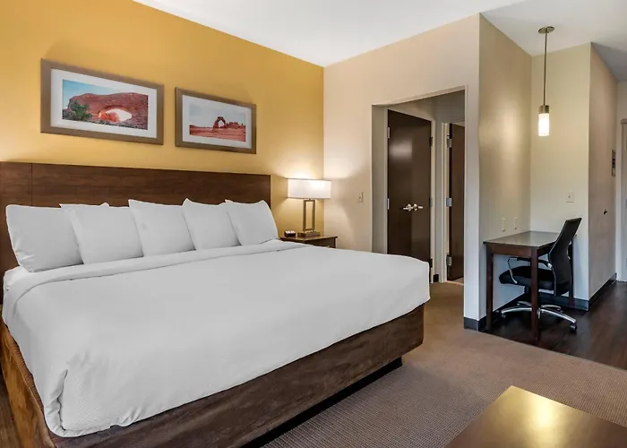 Mainstay Suites Moab Near Arches National Park
