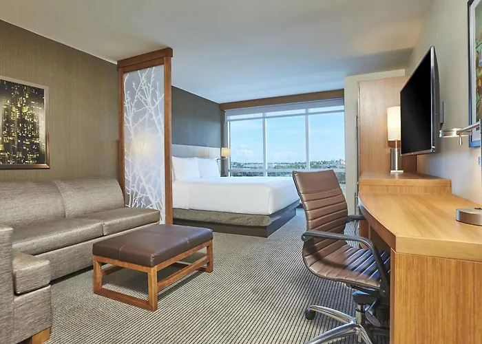 Hyatt Place Toronto Mississauga&Luxe Convention Centre