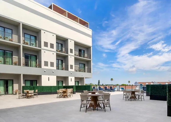Cambria Hotel St Petersburg-Madeira Beach Marina