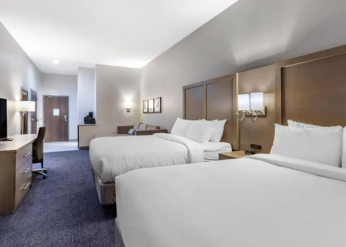 Comfort Suites Scottsdale Talking Stick Entertainment District