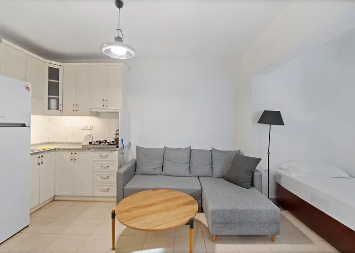Avlu Otel Palamutbuekue