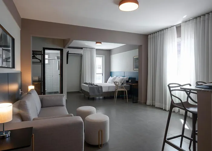 Lym Flat Hotel