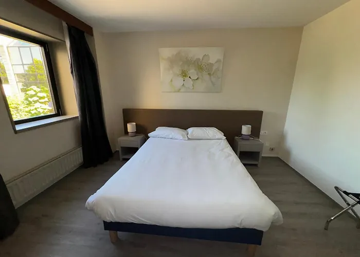 Hôtel Dupleix - Hyper centre - Réouverture