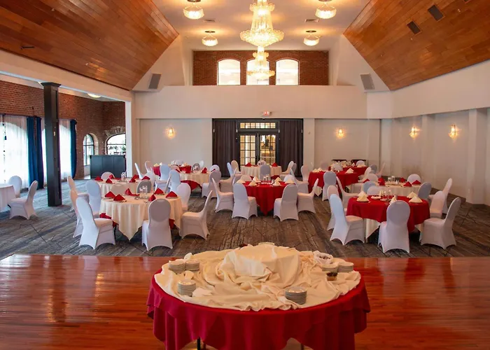 Holiday Inn Express & Suites Albany Airport Area - Latham By Ihg
