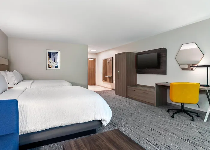 Holiday Inn Express & Suites Pittsfield-Lenox-Berkshires By Ihg