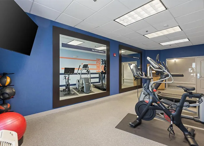 Hampton Inn & Suites Madera